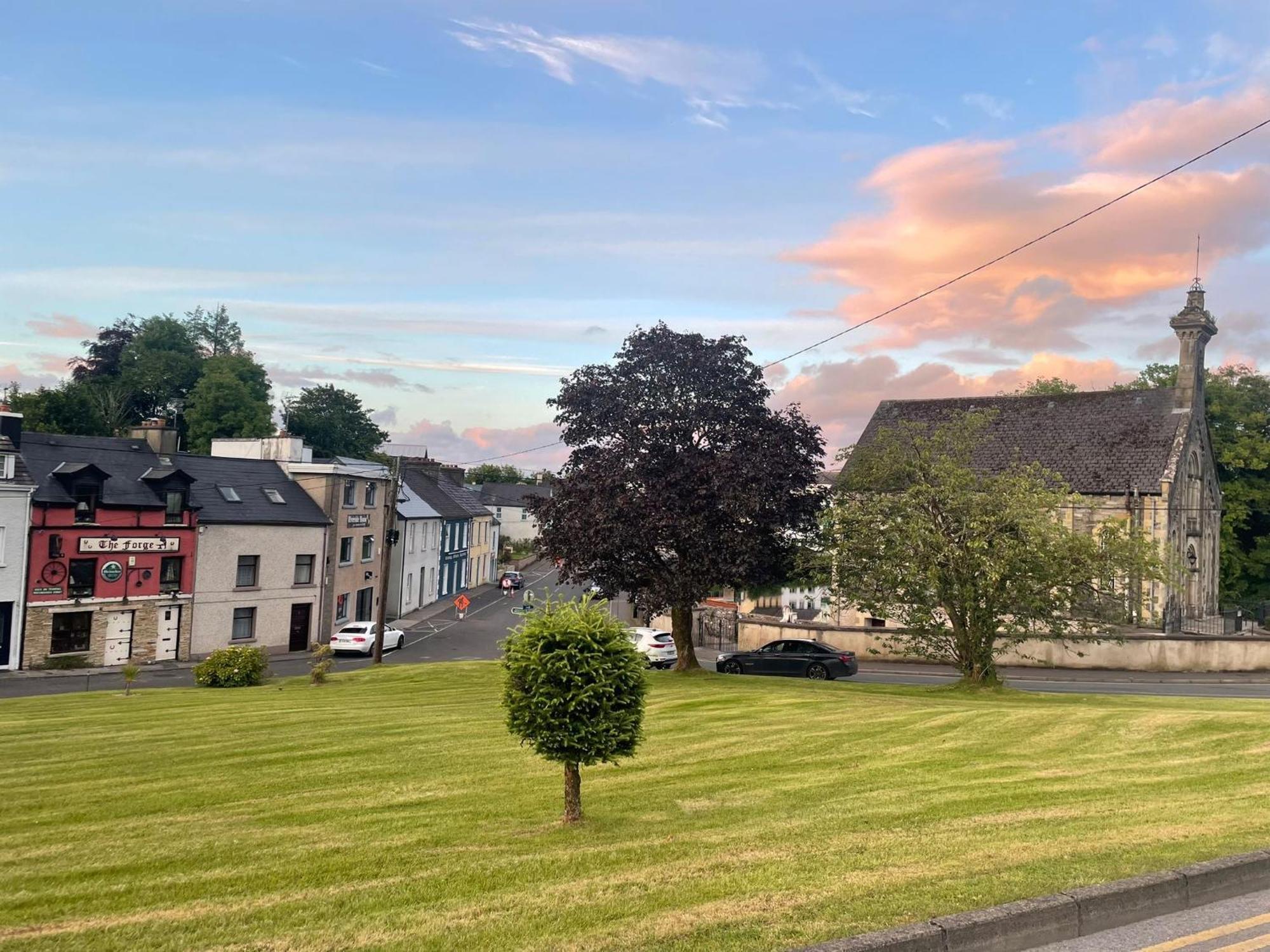 Riverside House Donegal Town Exterior photo